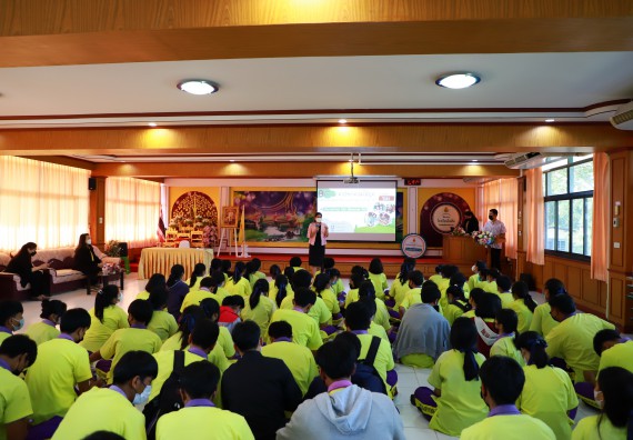 ภาพกิจกรรม  คณะวิทยาศาสตร์และเทคโนโลยี จัดกิจกรรมค่ายวิทยาศาสตร์สัญจร ปีการศึกษา 2565  โรงเรียนทุ่งโพธิ์ทะเลพิทยา