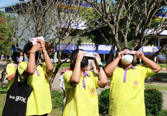 ภาพกิจกรรม  คณะวิทยาศาสตร์และเทคโนโลยี จัดกิจกรรมค่ายวิทยาศาสตร์สัญจร ปีการศึกษา 2565  โรงเรียนทุ่งโพธิ์ทะเลพิทยา