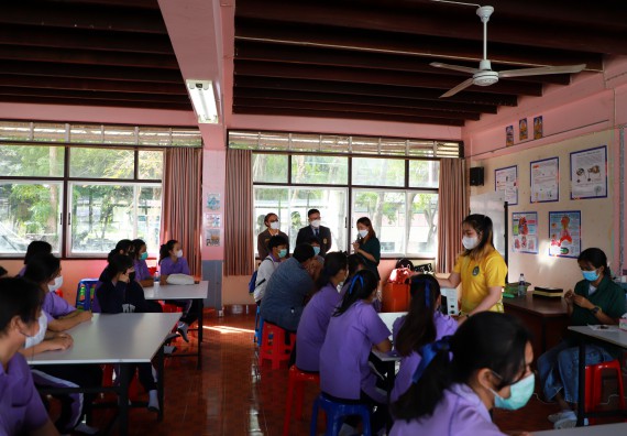 ภาพกิจกรรม  คณะวิทยาศาสตร์และเทคโนโลยี จัดกิจกรรมค่ายวิทยาศาสตร์สัญจร ปีการศึกษา 2565 โรงเรียนขาณุวิทยา