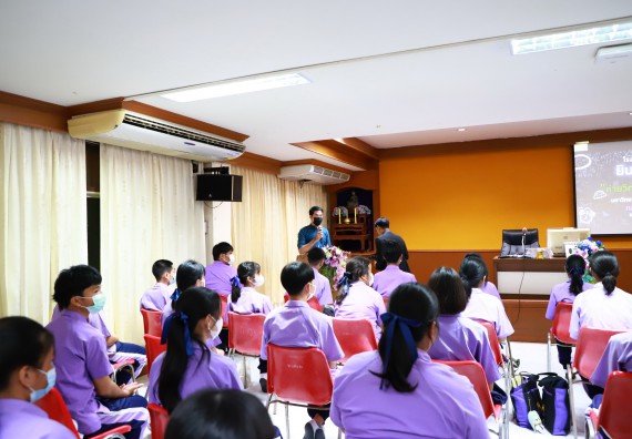 ภาพกิจกรรม  คณะวิทยาศาสตร์และเทคโนโลยี จัดกิจกรรมค่ายวิทยาศาสตร์สัญจร ปีการศึกษา 2565 โรงเรียนขาณุวิทยา