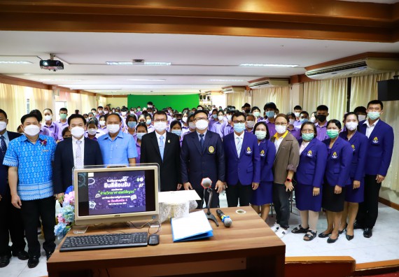 ภาพกิจกรรม  คณะวิทยาศาสตร์และเทคโนโลยี จัดกิจกรรมค่ายวิทยาศาสตร์สัญจร ปีการศึกษา 2565 โรงเรียนขาณุวิทยา