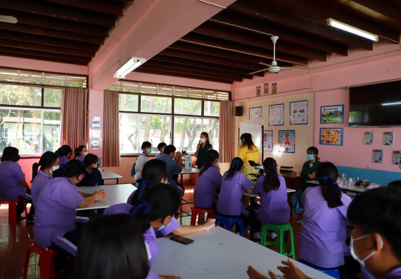ภาพกิจกรรม  คณะวิทยาศาสตร์และเทคโนโลยี จัดกิจกรรมค่ายวิทยาศาสตร์สัญจร ปีการศึกษา 2565 โรงเรียนขาณุวิทยา