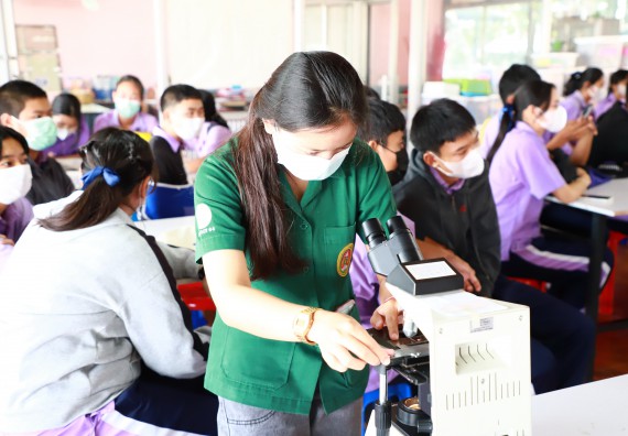 ภาพกิจกรรม  คณะวิทยาศาสตร์และเทคโนโลยี จัดกิจกรรมค่ายวิทยาศาสตร์สัญจร ปีการศึกษา 2565 โรงเรียนขาณุวิทยา