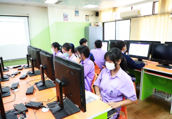 ภาพกิจกรรม  คณะวิทยาศาสตร์และเทคโนโลยี จัดกิจกรรมค่ายวิทยาศาสตร์สัญจร ปีการศึกษา 2565 โรงเรียนขาณุวิทยา