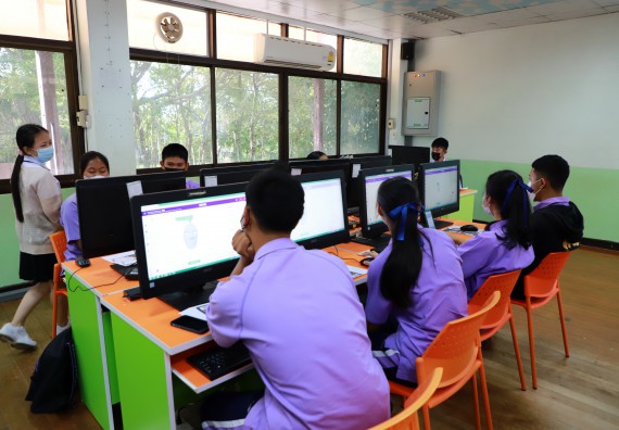 ภาพกิจกรรม  คณะวิทยาศาสตร์และเทคโนโลยี จัดกิจกรรมค่ายวิทยาศาสตร์สัญจร ปีการศึกษา 2565 โรงเรียนขาณุวิทยา