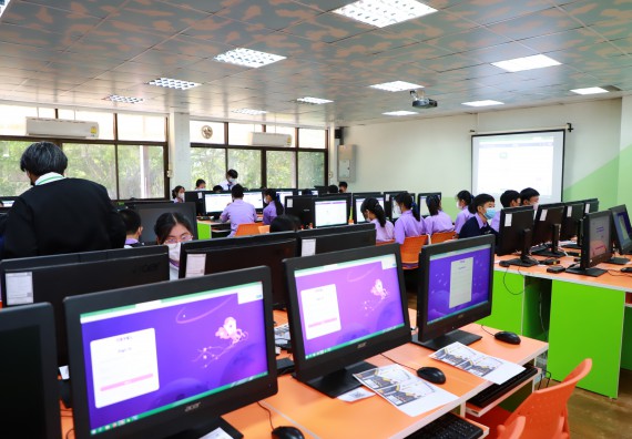 ภาพกิจกรรม  คณะวิทยาศาสตร์และเทคโนโลยี จัดกิจกรรมค่ายวิทยาศาสตร์สัญจร ปีการศึกษา 2565 โรงเรียนขาณุวิทยา