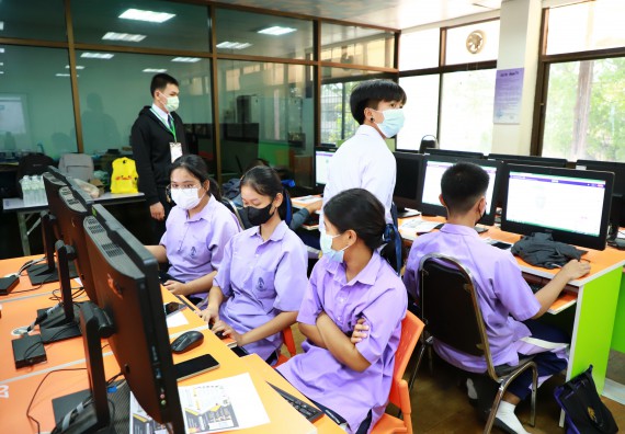 ภาพกิจกรรม  คณะวิทยาศาสตร์และเทคโนโลยี จัดกิจกรรมค่ายวิทยาศาสตร์สัญจร ปีการศึกษา 2565 โรงเรียนขาณุวิทยา