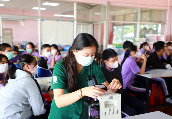 ภาพกิจกรรม  คณะวิทยาศาสตร์และเทคโนโลยี จัดกิจกรรมค่ายวิทยาศาสตร์สัญจร ปีการศึกษา 2565 โรงเรียนขาณุวิทยา