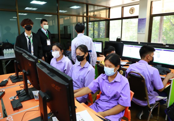 ภาพกิจกรรม  คณะวิทยาศาสตร์และเทคโนโลยี จัดกิจกรรมค่ายวิทยาศาสตร์สัญจร ปีการศึกษา 2565 โรงเรียนขาณุวิทยา