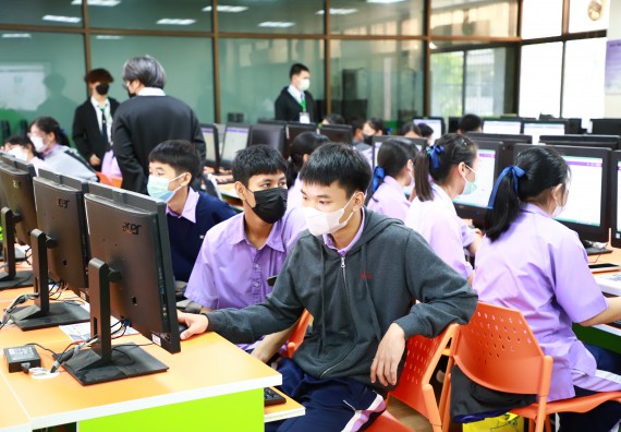 ภาพกิจกรรม  คณะวิทยาศาสตร์และเทคโนโลยี จัดกิจกรรมค่ายวิทยาศาสตร์สัญจร ปีการศึกษา 2565 โรงเรียนขาณุวิทยา