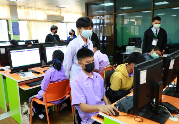 ภาพกิจกรรม  คณะวิทยาศาสตร์และเทคโนโลยี จัดกิจกรรมค่ายวิทยาศาสตร์สัญจร ปีการศึกษา 2565 โรงเรียนขาณุวิทยา