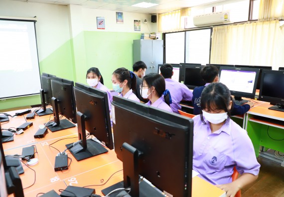 ภาพกิจกรรม  คณะวิทยาศาสตร์และเทคโนโลยี จัดกิจกรรมค่ายวิทยาศาสตร์สัญจร ปีการศึกษา 2565 โรงเรียนขาณุวิทยา