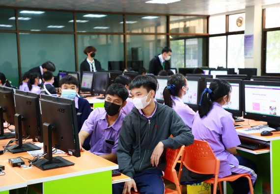 ภาพกิจกรรม  คณะวิทยาศาสตร์และเทคโนโลยี จัดกิจกรรมค่ายวิทยาศาสตร์สัญจร ปีการศึกษา 2565 โรงเรียนขาณุวิทยา