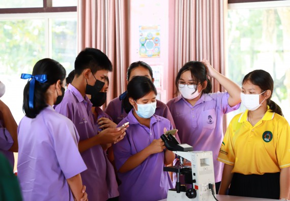 ภาพกิจกรรม  คณะวิทยาศาสตร์และเทคโนโลยี จัดกิจกรรมค่ายวิทยาศาสตร์สัญจร ปีการศึกษา 2565 โรงเรียนขาณุวิทยา