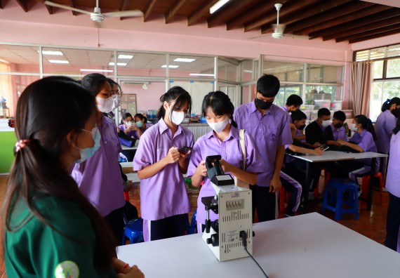 ภาพกิจกรรม  คณะวิทยาศาสตร์และเทคโนโลยี จัดกิจกรรมค่ายวิทยาศาสตร์สัญจร ปีการศึกษา 2565 โรงเรียนขาณุวิทยา