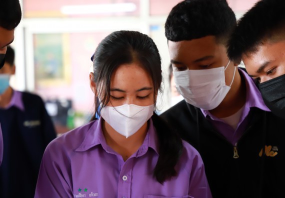 ภาพกิจกรรม  คณะวิทยาศาสตร์และเทคโนโลยี จัดกิจกรรมค่ายวิทยาศาสตร์สัญจร ปีการศึกษา 2565 โรงเรียนขาณุวิทยา