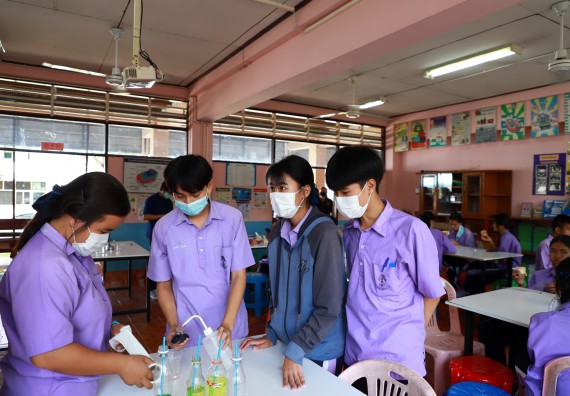 ภาพกิจกรรม  คณะวิทยาศาสตร์และเทคโนโลยี จัดกิจกรรมค่ายวิทยาศาสตร์สัญจร ปีการศึกษา 2565 โรงเรียนขาณุวิทยา