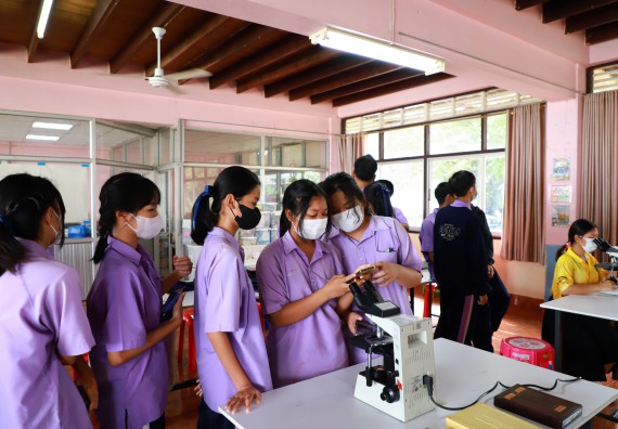 ภาพกิจกรรม  คณะวิทยาศาสตร์และเทคโนโลยี จัดกิจกรรมค่ายวิทยาศาสตร์สัญจร ปีการศึกษา 2565 โรงเรียนขาณุวิทยา