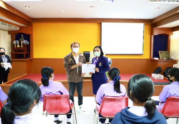 ภาพกิจกรรม  คณะวิทยาศาสตร์และเทคโนโลยี จัดกิจกรรมค่ายวิทยาศาสตร์สัญจร ปีการศึกษา 2565 โรงเรียนขาณุวิทยา