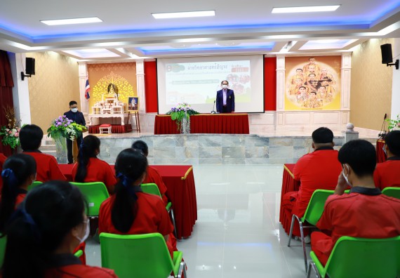 ภาพกิจกรรม   คณะวิทยาศาสตร์และเทคโนโลยี จัดกิจกรรมค่ายวิทยาศาสตร์สัญจร ปีการศึกษา 2565 ให้กับนักเรียนระดับชั้นมัธยมศึกษาตอนปลาย โรงเรียนพรานกระต่ายพิทยาคม