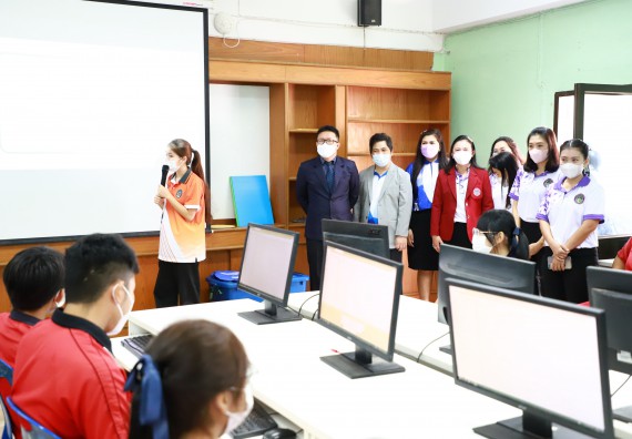 ภาพกิจกรรม   คณะวิทยาศาสตร์และเทคโนโลยี จัดกิจกรรมค่ายวิทยาศาสตร์สัญจร ปีการศึกษา 2565 ให้กับนักเรียนระดับชั้นมัธยมศึกษาตอนปลาย โรงเรียนพรานกระต่ายพิทยาคม