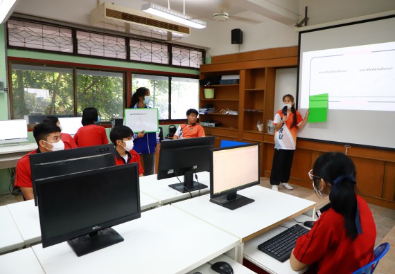 ภาพกิจกรรม   คณะวิทยาศาสตร์และเทคโนโลยี จัดกิจกรรมค่ายวิทยาศาสตร์สัญจร ปีการศึกษา 2565 ให้กับนักเรียนระดับชั้นมัธยมศึกษาตอนปลาย โรงเรียนพรานกระต่ายพิทยาคม