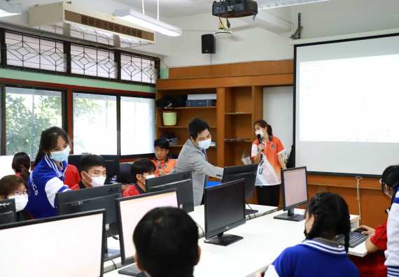 ภาพกิจกรรม   คณะวิทยาศาสตร์และเทคโนโลยี จัดกิจกรรมค่ายวิทยาศาสตร์สัญจร ปีการศึกษา 2565 ให้กับนักเรียนระดับชั้นมัธยมศึกษาตอนปลาย โรงเรียนพรานกระต่ายพิทยาคม