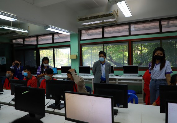 ภาพกิจกรรม   คณะวิทยาศาสตร์และเทคโนโลยี จัดกิจกรรมค่ายวิทยาศาสตร์สัญจร ปีการศึกษา 2565 ให้กับนักเรียนระดับชั้นมัธยมศึกษาตอนปลาย โรงเรียนพรานกระต่ายพิทยาคม