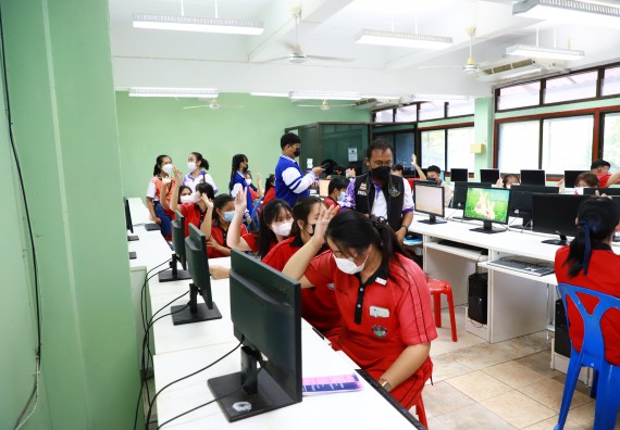 ภาพกิจกรรม   คณะวิทยาศาสตร์และเทคโนโลยี จัดกิจกรรมค่ายวิทยาศาสตร์สัญจร ปีการศึกษา 2565 ให้กับนักเรียนระดับชั้นมัธยมศึกษาตอนปลาย โรงเรียนพรานกระต่ายพิทยาคม