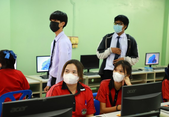 ภาพกิจกรรม   คณะวิทยาศาสตร์และเทคโนโลยี จัดกิจกรรมค่ายวิทยาศาสตร์สัญจร ปีการศึกษา 2565 ให้กับนักเรียนระดับชั้นมัธยมศึกษาตอนปลาย โรงเรียนพรานกระต่ายพิทยาคม