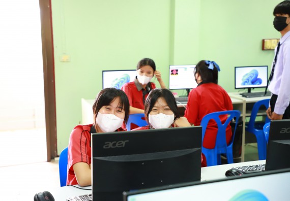 ภาพกิจกรรม   คณะวิทยาศาสตร์และเทคโนโลยี จัดกิจกรรมค่ายวิทยาศาสตร์สัญจร ปีการศึกษา 2565 ให้กับนักเรียนระดับชั้นมัธยมศึกษาตอนปลาย โรงเรียนพรานกระต่ายพิทยาคม