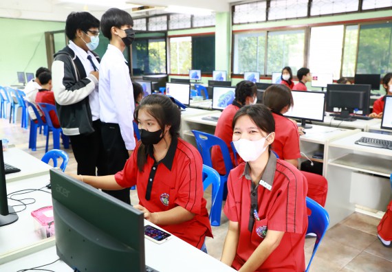 ภาพกิจกรรม   คณะวิทยาศาสตร์และเทคโนโลยี จัดกิจกรรมค่ายวิทยาศาสตร์สัญจร ปีการศึกษา 2565 ให้กับนักเรียนระดับชั้นมัธยมศึกษาตอนปลาย โรงเรียนพรานกระต่ายพิทยาคม