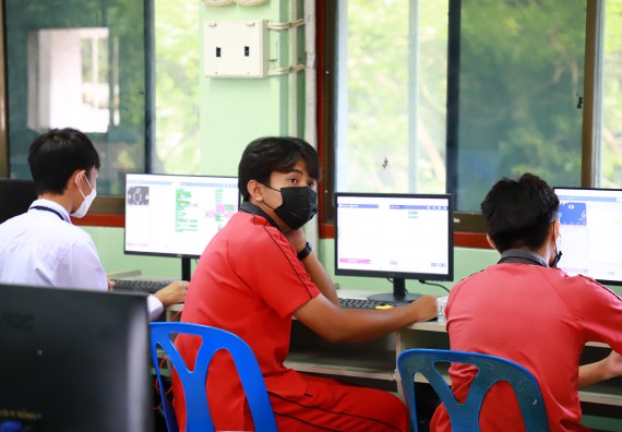 ภาพกิจกรรม   คณะวิทยาศาสตร์และเทคโนโลยี จัดกิจกรรมค่ายวิทยาศาสตร์สัญจร ปีการศึกษา 2565 ให้กับนักเรียนระดับชั้นมัธยมศึกษาตอนปลาย โรงเรียนพรานกระต่ายพิทยาคม