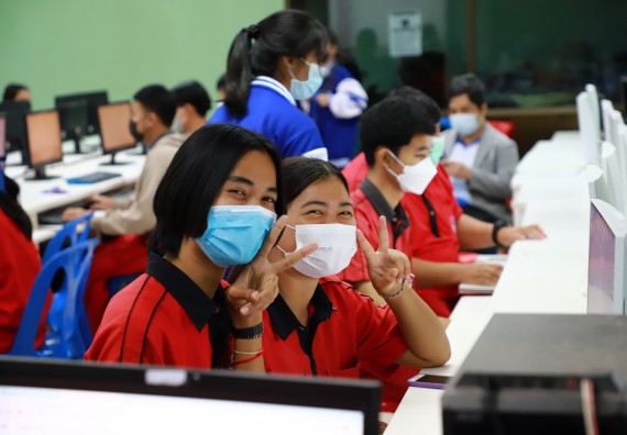 ภาพกิจกรรม   คณะวิทยาศาสตร์และเทคโนโลยี จัดกิจกรรมค่ายวิทยาศาสตร์สัญจร ปีการศึกษา 2565 ให้กับนักเรียนระดับชั้นมัธยมศึกษาตอนปลาย โรงเรียนพรานกระต่ายพิทยาคม