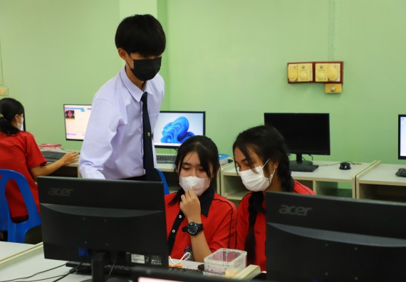 ภาพกิจกรรม   คณะวิทยาศาสตร์และเทคโนโลยี จัดกิจกรรมค่ายวิทยาศาสตร์สัญจร ปีการศึกษา 2565 ให้กับนักเรียนระดับชั้นมัธยมศึกษาตอนปลาย โรงเรียนพรานกระต่ายพิทยาคม