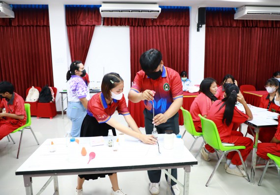 ภาพกิจกรรม   คณะวิทยาศาสตร์และเทคโนโลยี จัดกิจกรรมค่ายวิทยาศาสตร์สัญจร ปีการศึกษา 2565 ให้กับนักเรียนระดับชั้นมัธยมศึกษาตอนปลาย โรงเรียนพรานกระต่ายพิทยาคม