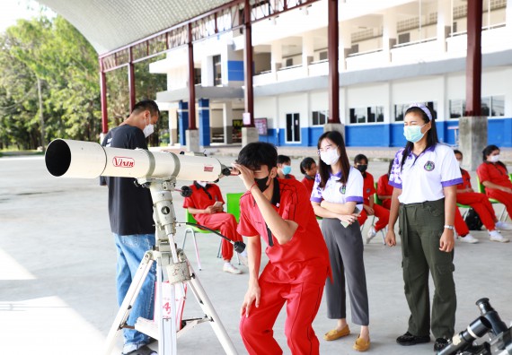 ภาพกิจกรรม   คณะวิทยาศาสตร์และเทคโนโลยี จัดกิจกรรมค่ายวิทยาศาสตร์สัญจร ปีการศึกษา 2565 ให้กับนักเรียนระดับชั้นมัธยมศึกษาตอนปลาย โรงเรียนพรานกระต่ายพิทยาคม
