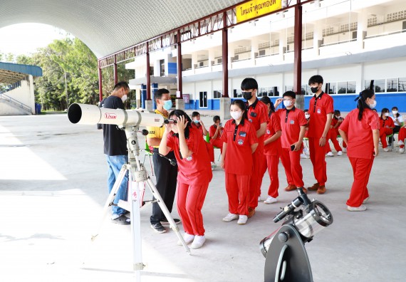 ภาพกิจกรรม   คณะวิทยาศาสตร์และเทคโนโลยี จัดกิจกรรมค่ายวิทยาศาสตร์สัญจร ปีการศึกษา 2565 ให้กับนักเรียนระดับชั้นมัธยมศึกษาตอนปลาย โรงเรียนพรานกระต่ายพิทยาคม