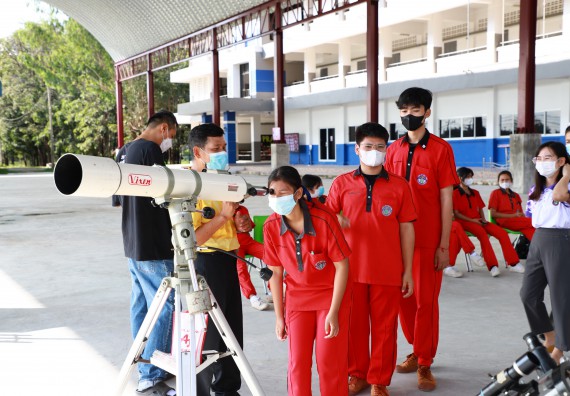 ภาพกิจกรรม   คณะวิทยาศาสตร์และเทคโนโลยี จัดกิจกรรมค่ายวิทยาศาสตร์สัญจร ปีการศึกษา 2565 ให้กับนักเรียนระดับชั้นมัธยมศึกษาตอนปลาย โรงเรียนพรานกระต่ายพิทยาคม
