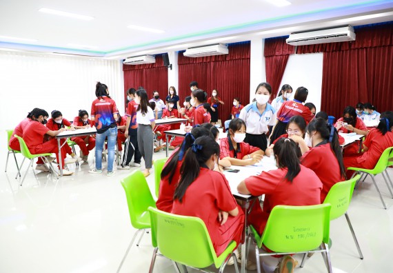 ภาพกิจกรรม   คณะวิทยาศาสตร์และเทคโนโลยี จัดกิจกรรมค่ายวิทยาศาสตร์สัญจร ปีการศึกษา 2565 ให้กับนักเรียนระดับชั้นมัธยมศึกษาตอนปลาย โรงเรียนพรานกระต่ายพิทยาคม