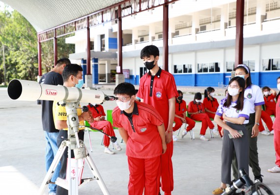 ภาพกิจกรรม   คณะวิทยาศาสตร์และเทคโนโลยี จัดกิจกรรมค่ายวิทยาศาสตร์สัญจร ปีการศึกษา 2565 ให้กับนักเรียนระดับชั้นมัธยมศึกษาตอนปลาย โรงเรียนพรานกระต่ายพิทยาคม