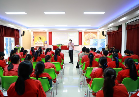 ภาพกิจกรรม   คณะวิทยาศาสตร์และเทคโนโลยี จัดกิจกรรมค่ายวิทยาศาสตร์สัญจร ปีการศึกษา 2565 ให้กับนักเรียนระดับชั้นมัธยมศึกษาตอนปลาย โรงเรียนพรานกระต่ายพิทยาคม