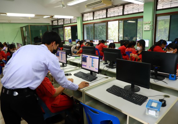 ภาพกิจกรรม   คณะวิทยาศาสตร์และเทคโนโลยี จัดกิจกรรมค่ายวิทยาศาสตร์สัญจร ปีการศึกษา 2565 ให้กับนักเรียนระดับชั้นมัธยมศึกษาตอนปลาย โรงเรียนพรานกระต่ายพิทยาคม