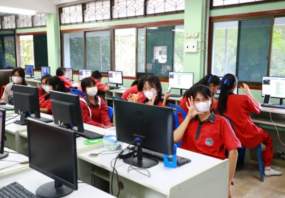 ภาพกิจกรรม   คณะวิทยาศาสตร์และเทคโนโลยี จัดกิจกรรมค่ายวิทยาศาสตร์สัญจร ปีการศึกษา 2565 ให้กับนักเรียนระดับชั้นมัธยมศึกษาตอนปลาย โรงเรียนพรานกระต่ายพิทยาคม