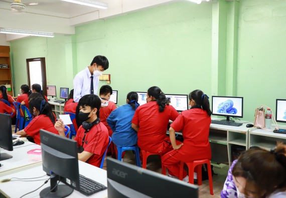 ภาพกิจกรรม   คณะวิทยาศาสตร์และเทคโนโลยี จัดกิจกรรมค่ายวิทยาศาสตร์สัญจร ปีการศึกษา 2565 ให้กับนักเรียนระดับชั้นมัธยมศึกษาตอนปลาย โรงเรียนพรานกระต่ายพิทยาคม