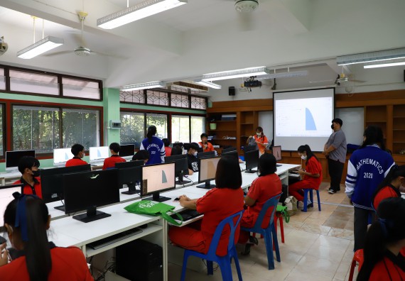 ภาพกิจกรรม   คณะวิทยาศาสตร์และเทคโนโลยี จัดกิจกรรมค่ายวิทยาศาสตร์สัญจร ปีการศึกษา 2565 ให้กับนักเรียนระดับชั้นมัธยมศึกษาตอนปลาย โรงเรียนพรานกระต่ายพิทยาคม