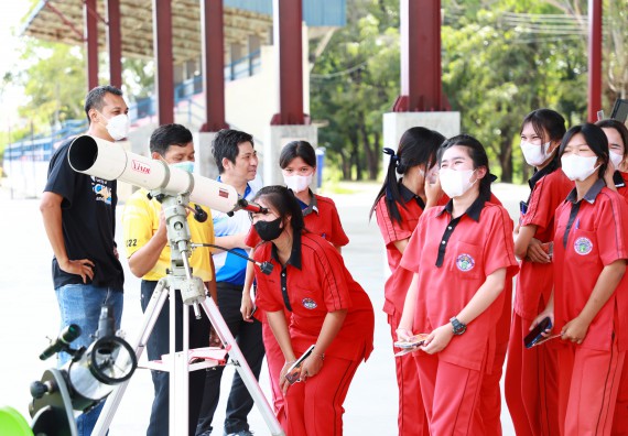 ภาพกิจกรรม   คณะวิทยาศาสตร์และเทคโนโลยี จัดกิจกรรมค่ายวิทยาศาสตร์สัญจร ปีการศึกษา 2565 ให้กับนักเรียนระดับชั้นมัธยมศึกษาตอนปลาย โรงเรียนพรานกระต่ายพิทยาคม