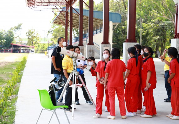 ภาพกิจกรรม   คณะวิทยาศาสตร์และเทคโนโลยี จัดกิจกรรมค่ายวิทยาศาสตร์สัญจร ปีการศึกษา 2565 ให้กับนักเรียนระดับชั้นมัธยมศึกษาตอนปลาย โรงเรียนพรานกระต่ายพิทยาคม