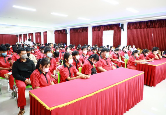 ภาพกิจกรรม   คณะวิทยาศาสตร์และเทคโนโลยี จัดกิจกรรมค่ายวิทยาศาสตร์สัญจร ปีการศึกษา 2565 ให้กับนักเรียนระดับชั้นมัธยมศึกษาตอนปลาย โรงเรียนพรานกระต่ายพิทยาคม