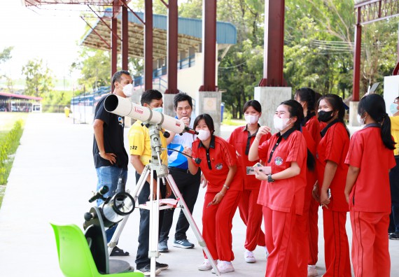 ภาพกิจกรรม   คณะวิทยาศาสตร์และเทคโนโลยี จัดกิจกรรมค่ายวิทยาศาสตร์สัญจร ปีการศึกษา 2565 ให้กับนักเรียนระดับชั้นมัธยมศึกษาตอนปลาย โรงเรียนพรานกระต่ายพิทยาคม